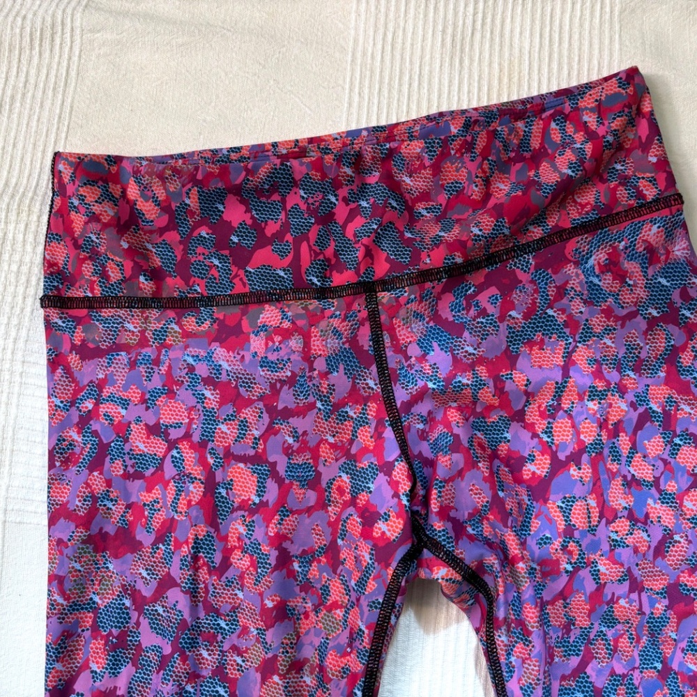 Teeki Multicolor Patterned Leggings - Picture 3 of 6